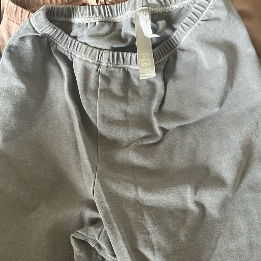 SKIMS LEGGING